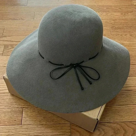 Eric Javits VICTORIA GENUINE FELTED  RABBIT FUR HAT Wide Brim - Picture 1 of 5